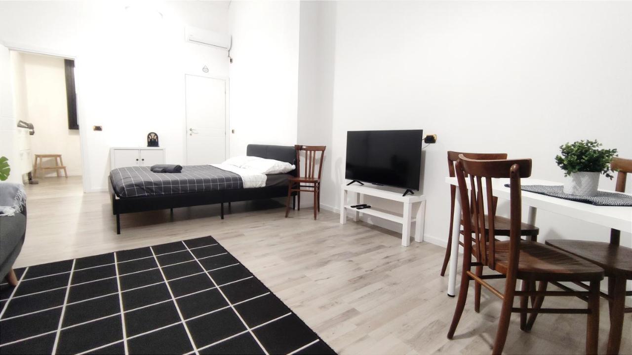 Via Verdi 14 Apartment Каляри Екстериор снимка